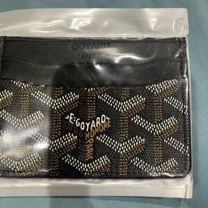 Elegant Black and Brown Card Holder